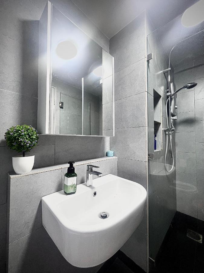Botiza Suites At Jesselton Quay Kota Kinabalu Luaran gambar
